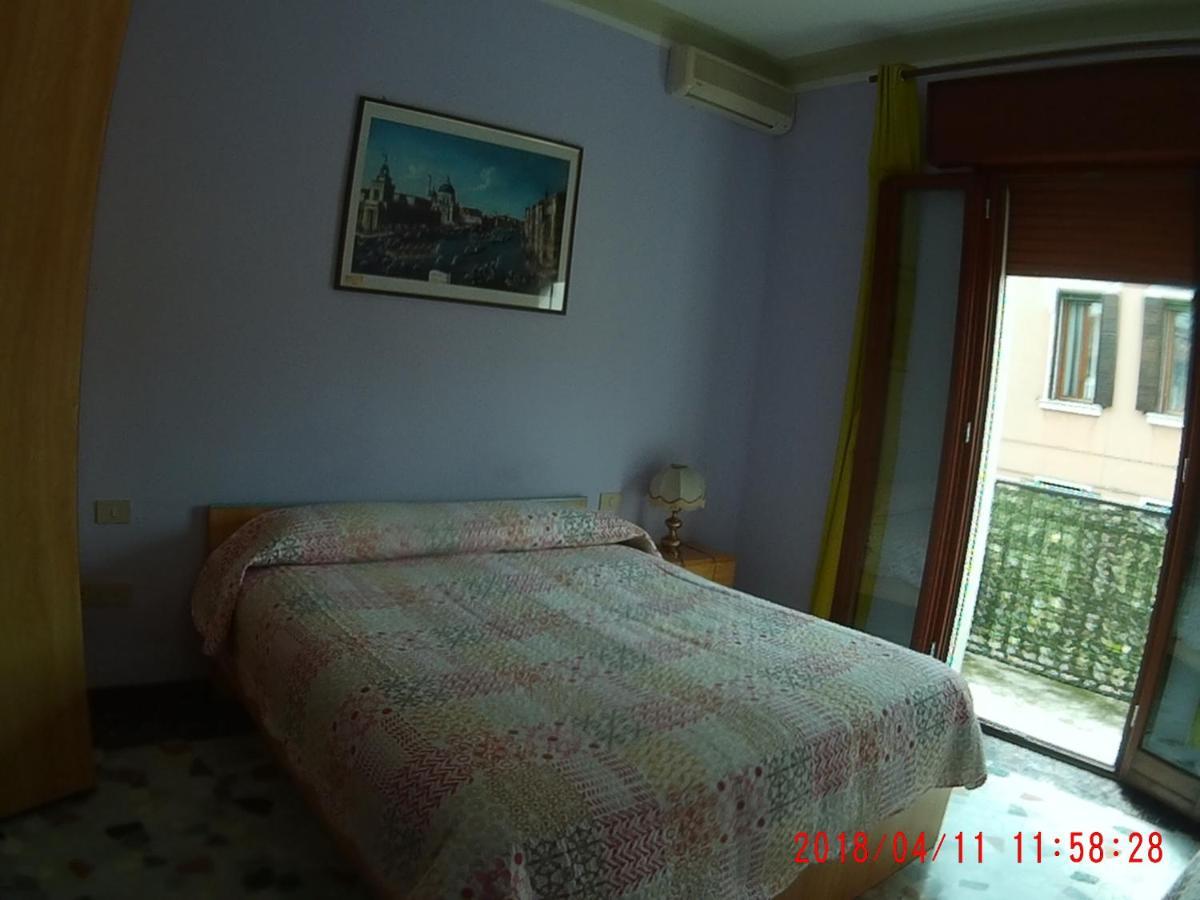 The Caponi Bros Bed and Breakfast Μέστρε Εξωτερικό φωτογραφία