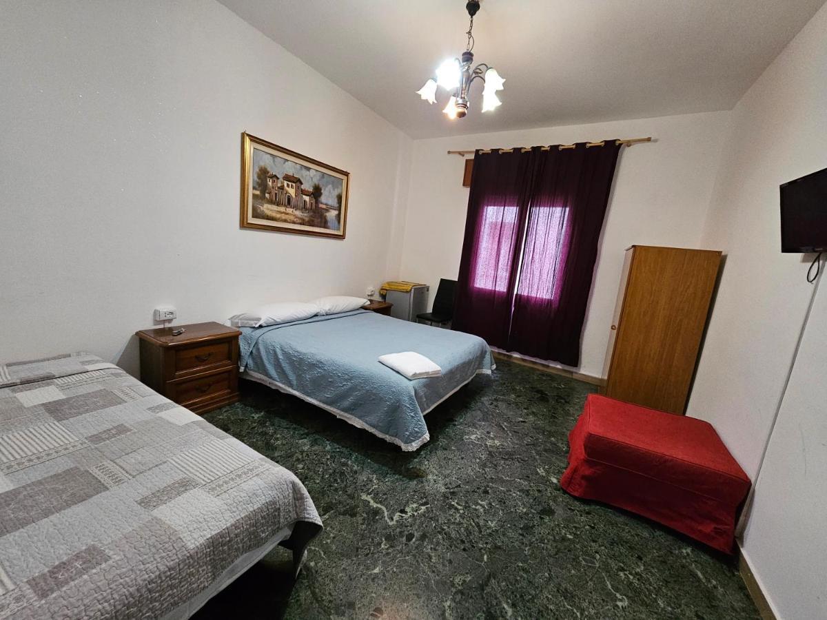 The Caponi Bros Bed and Breakfast Μέστρε Εξωτερικό φωτογραφία