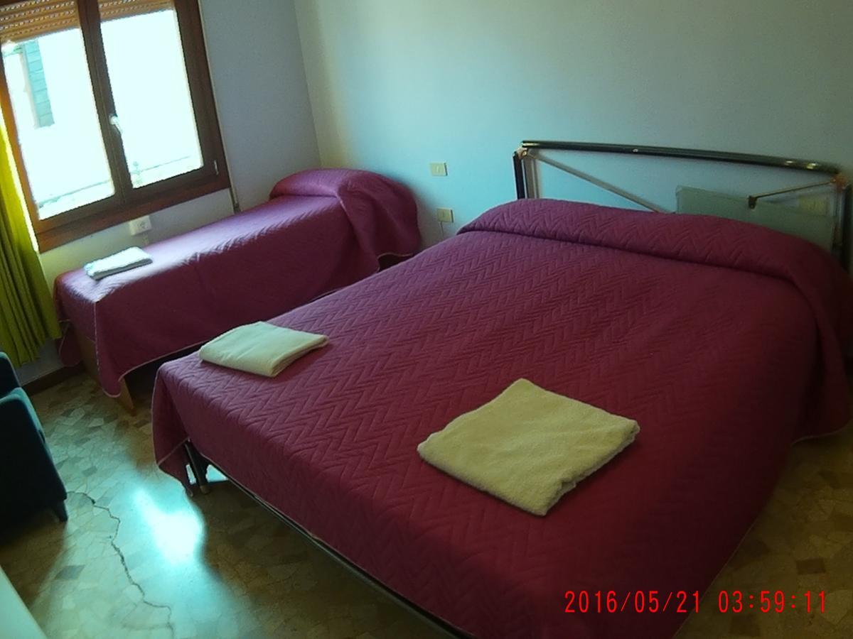 The Caponi Bros Bed and Breakfast Μέστρε Εξωτερικό φωτογραφία