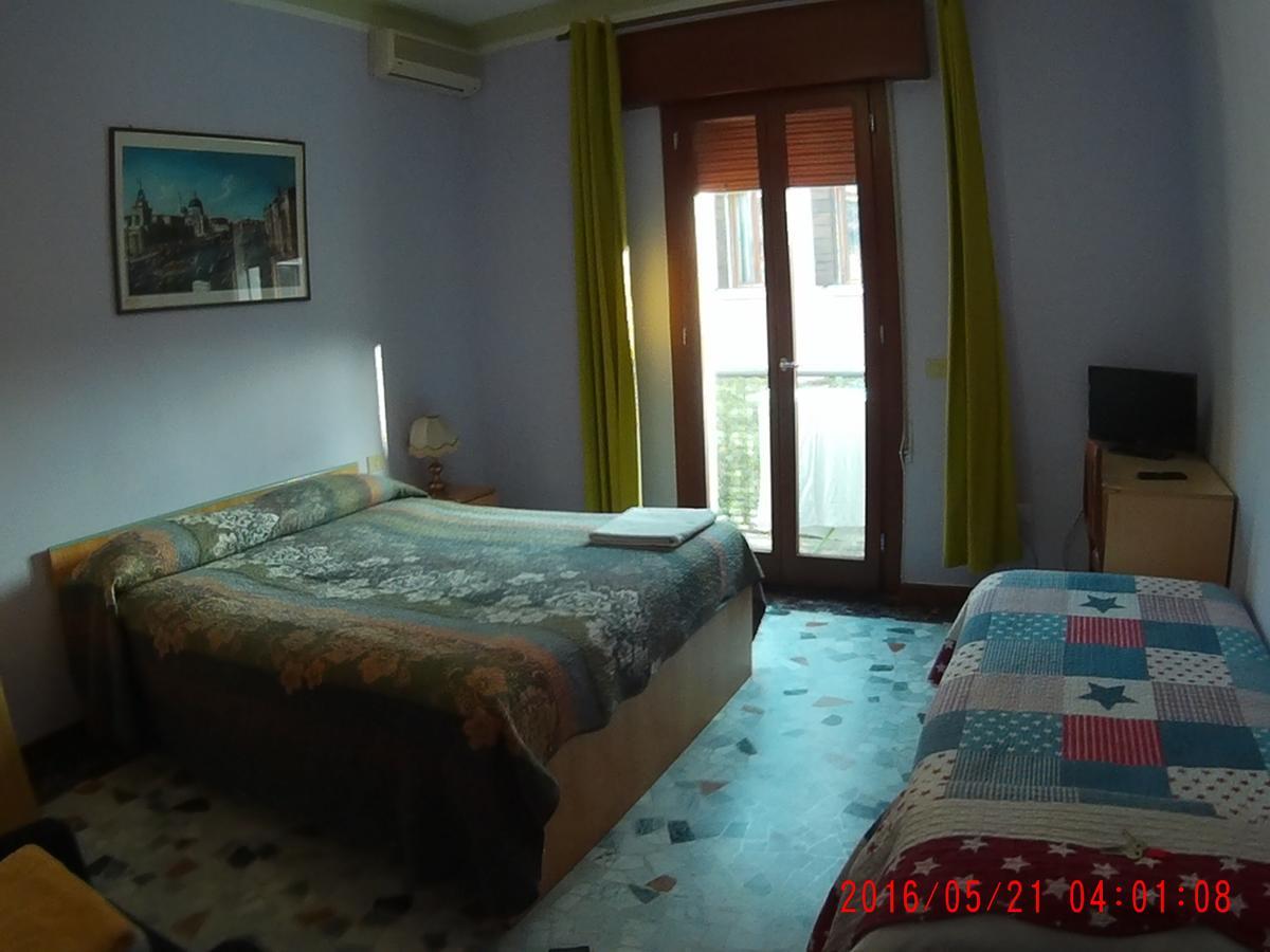 The Caponi Bros Bed and Breakfast Μέστρε Εξωτερικό φωτογραφία